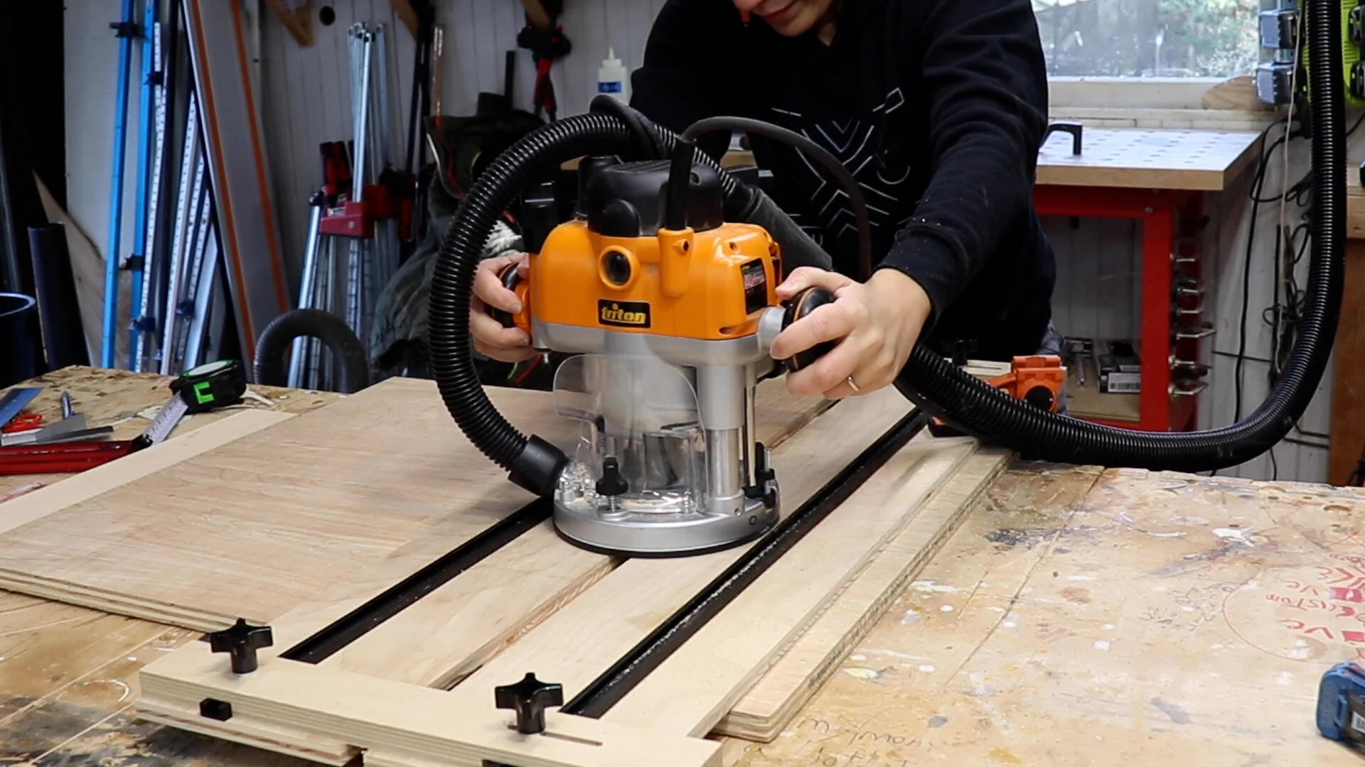 Router jig for on sale dado cuts